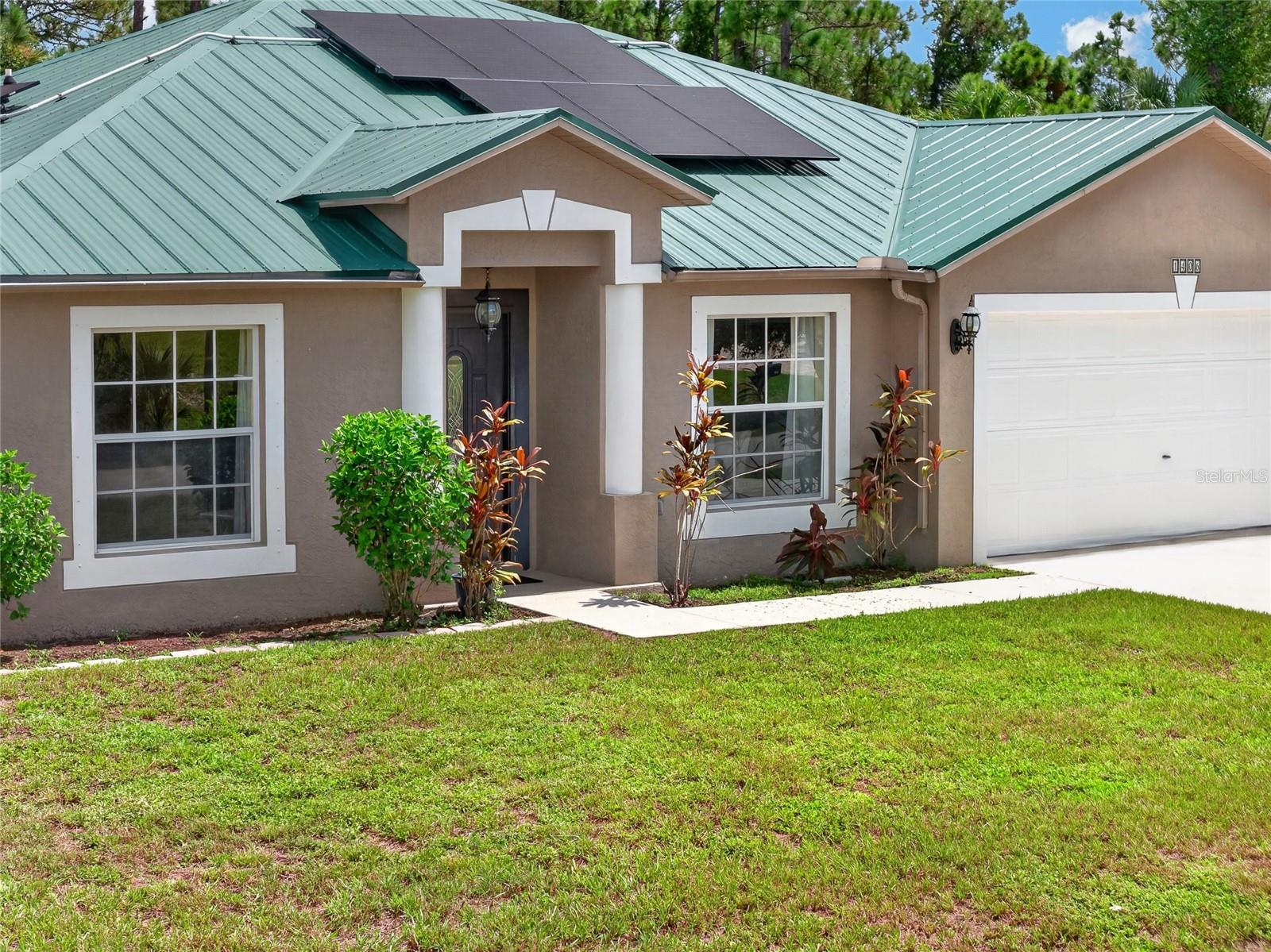 1406 WOODCREST LN — photo 41