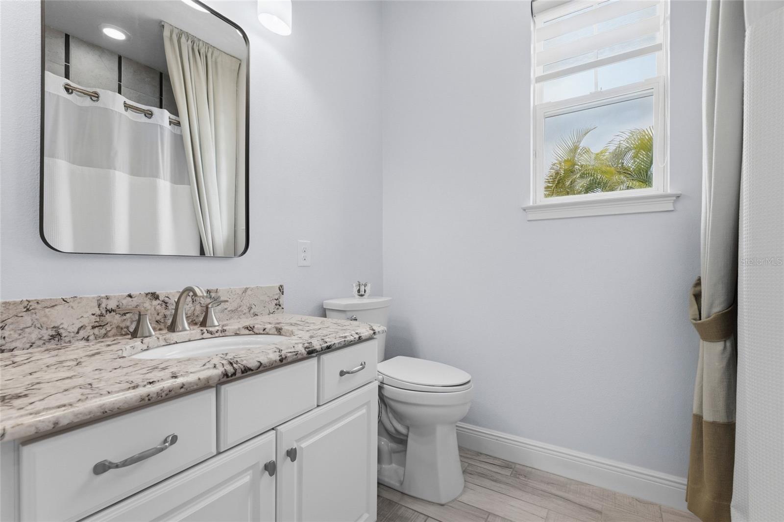 5353 BENTGRASS WAY — photo 36