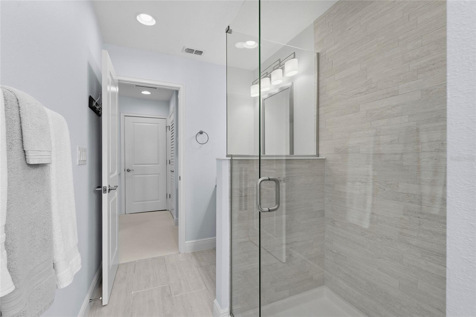 5353 BENTGRASS WAY — photo 44