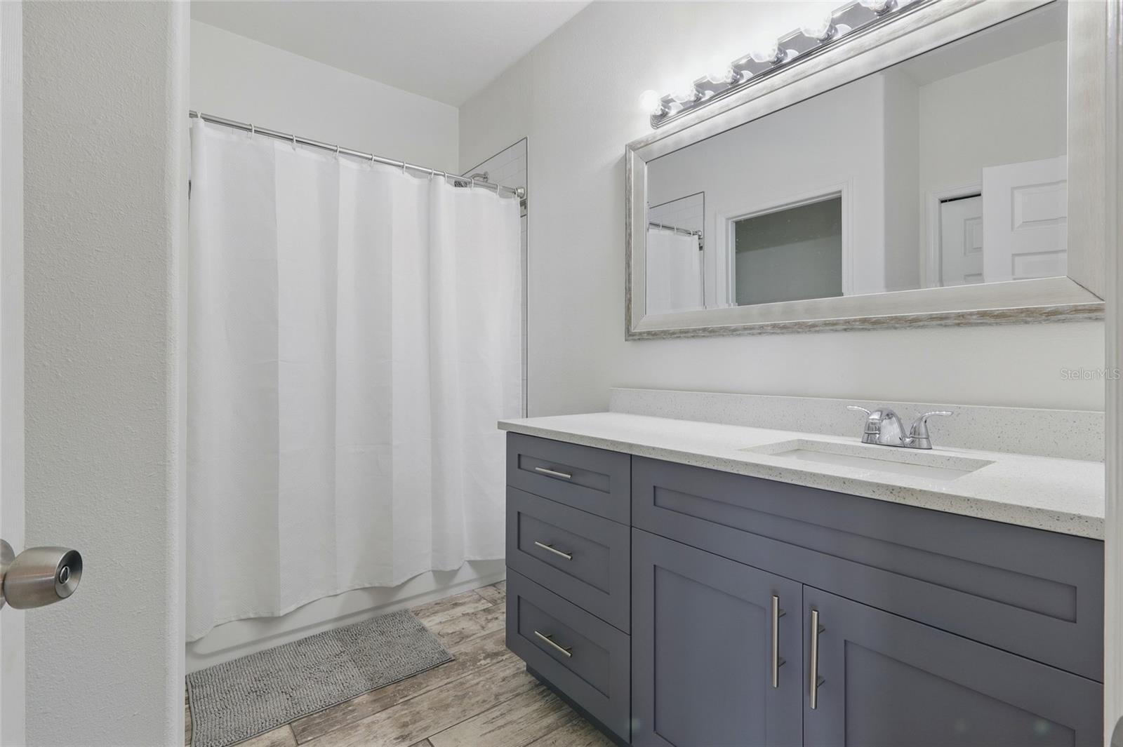 3024 W DOUGLAS ST — photo 16