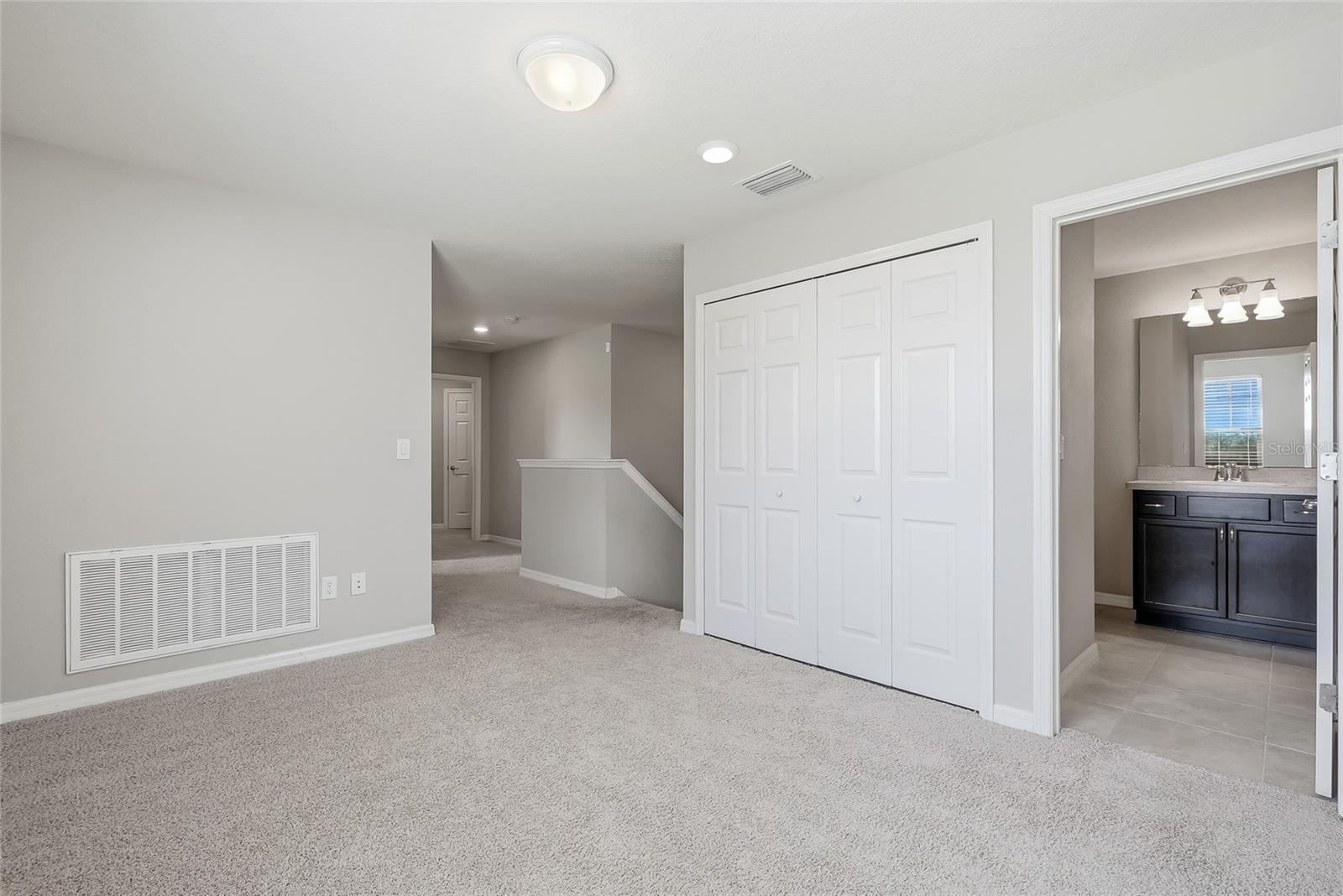 5304 SYLVESTER LOOP — photo 19