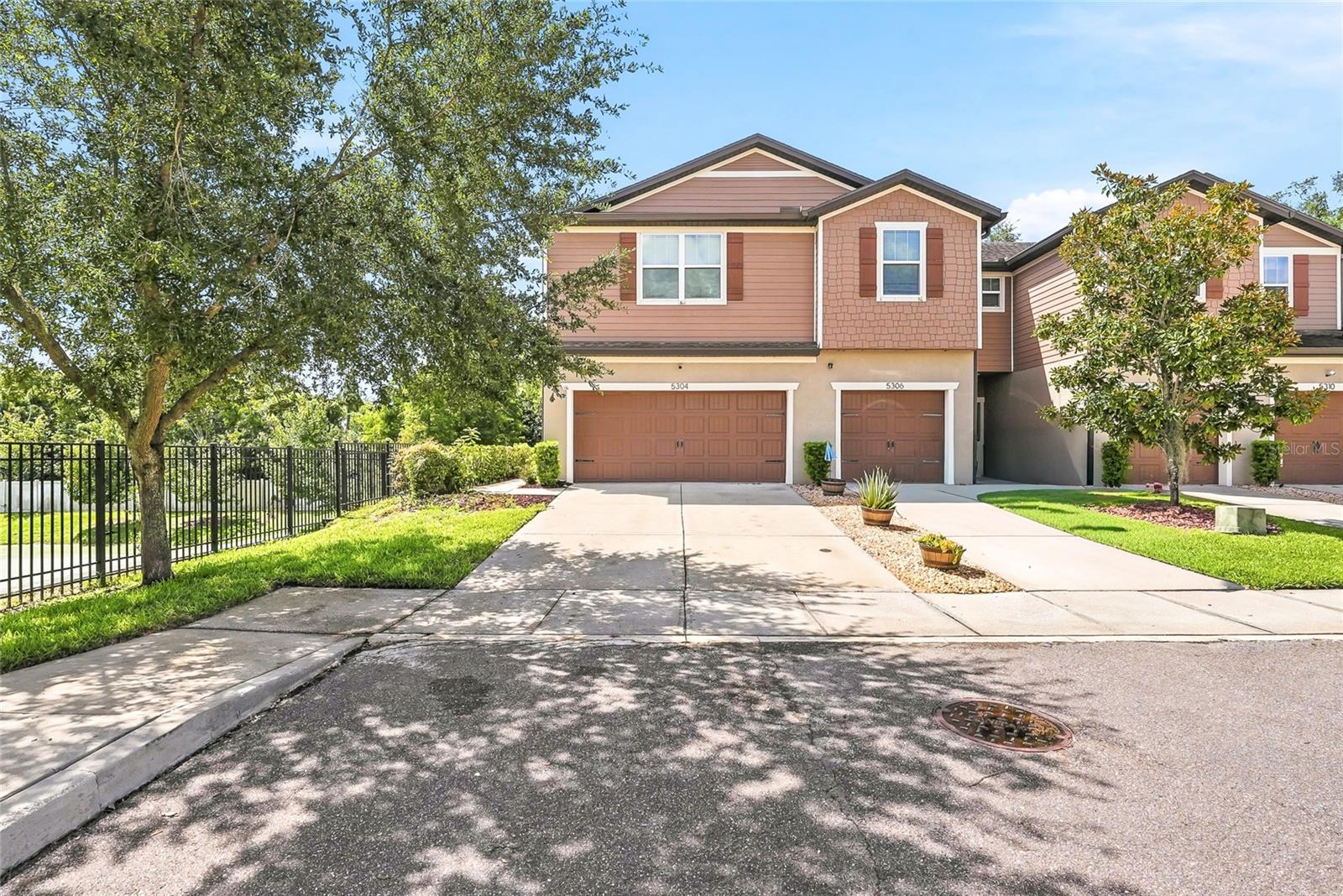 5304 SYLVESTER LOOP — photo 3