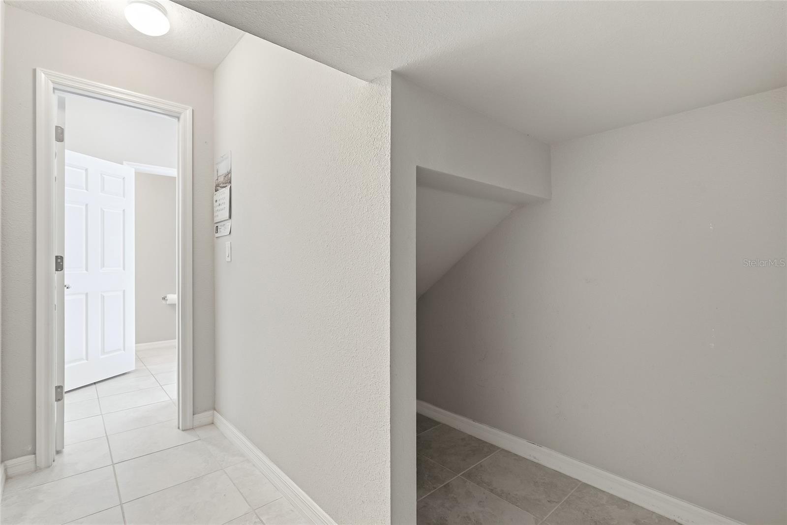 5304 SYLVESTER LOOP — photo 17