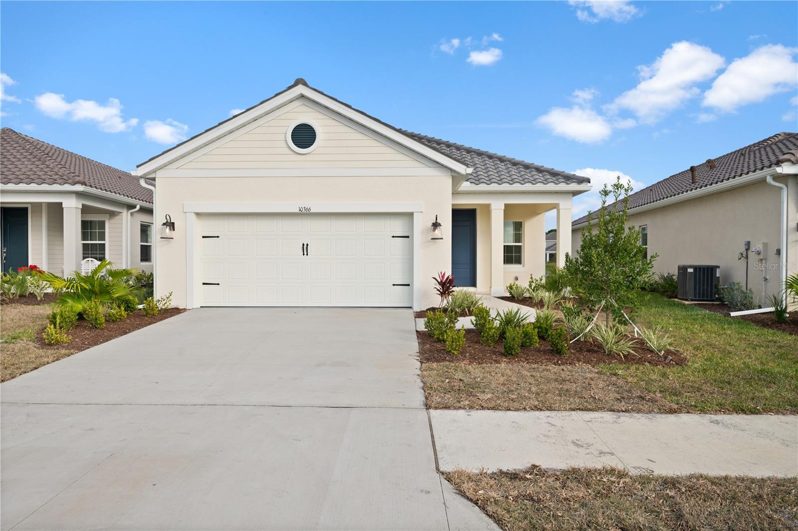 10366 LAKE GEORGE AVE — photo 2