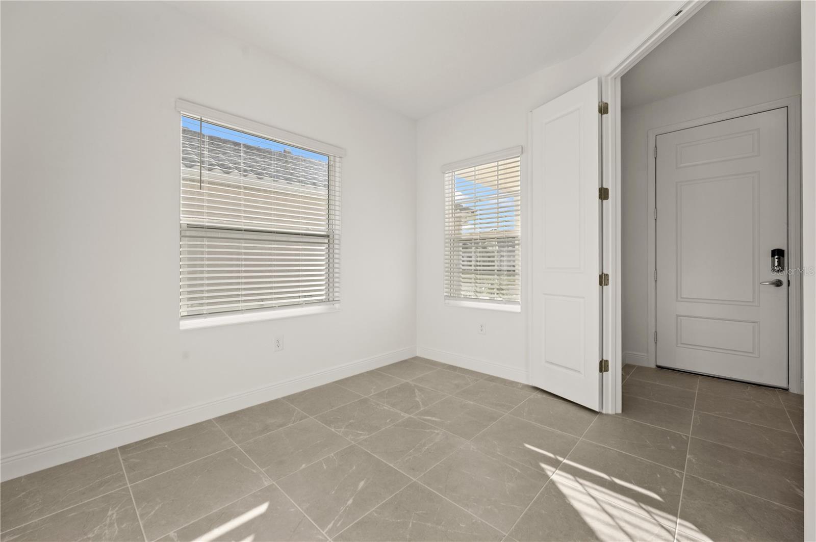 10366 LAKE GEORGE AVE — photo 17