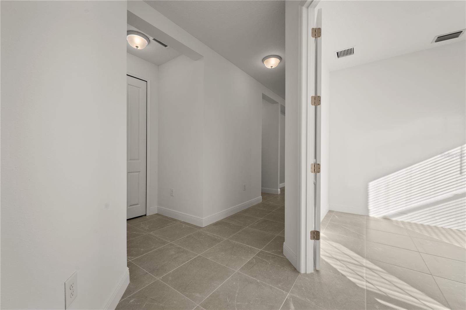 10366 LAKE GEORGE AVE — photo 21