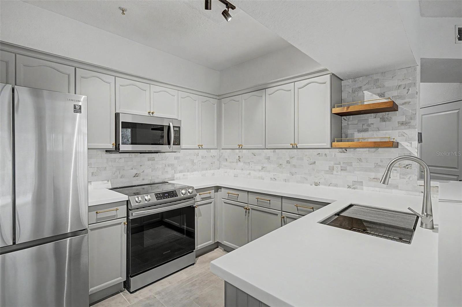 5125 PALM SPRINGS BLVD #6107 — photo 11