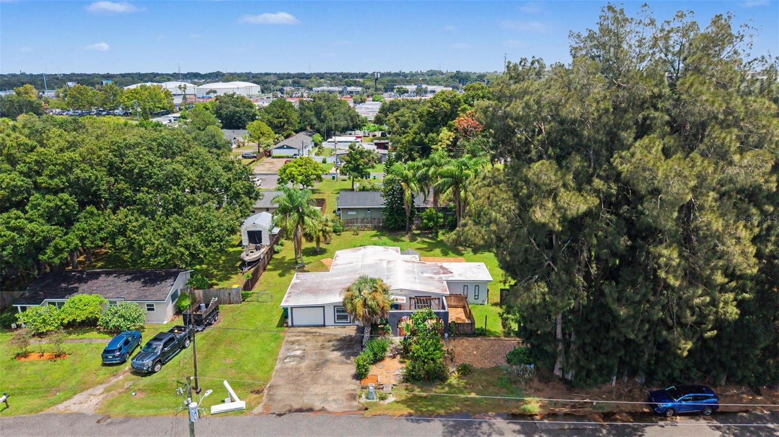 2767 BELLE HAVEN DR — photo 41