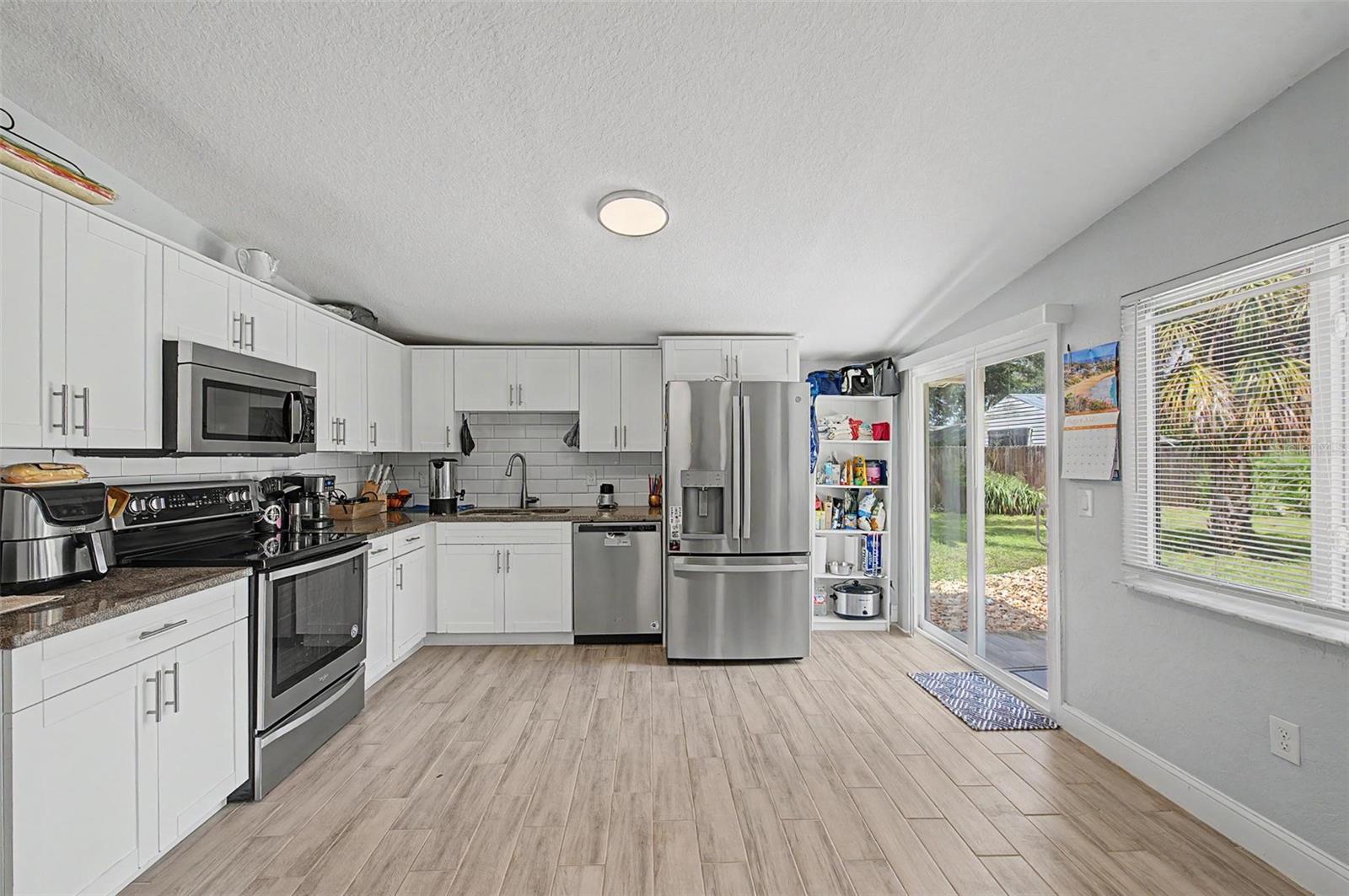 2767 BELLE HAVEN DR — photo 21