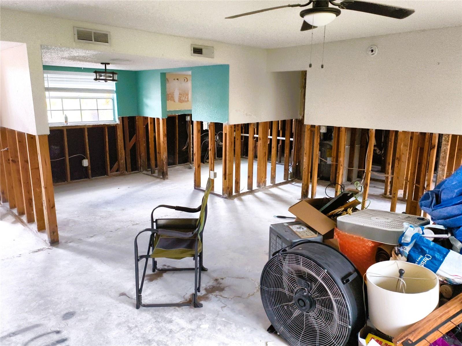 200 COUNTRY CLUB DR #805 — photo 3