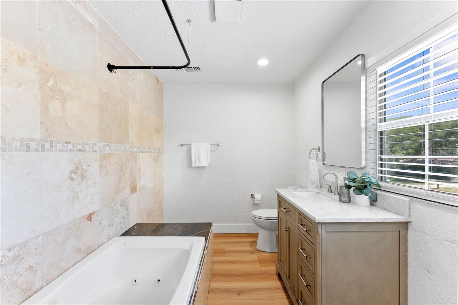 3298 21ST AVE SW — photo 31