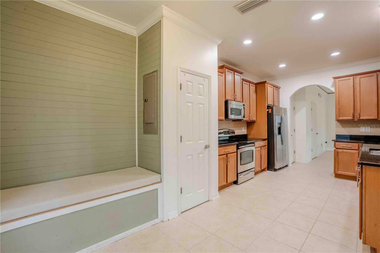 12643 WESTON DR — photo 8