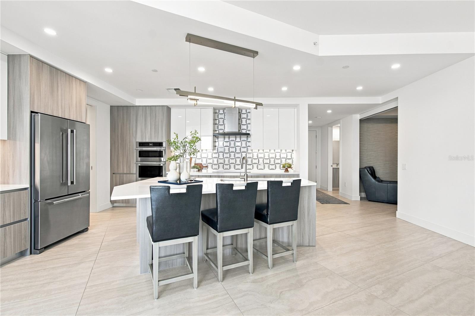 301 QUAY COMMONS #1410 — photo 4
