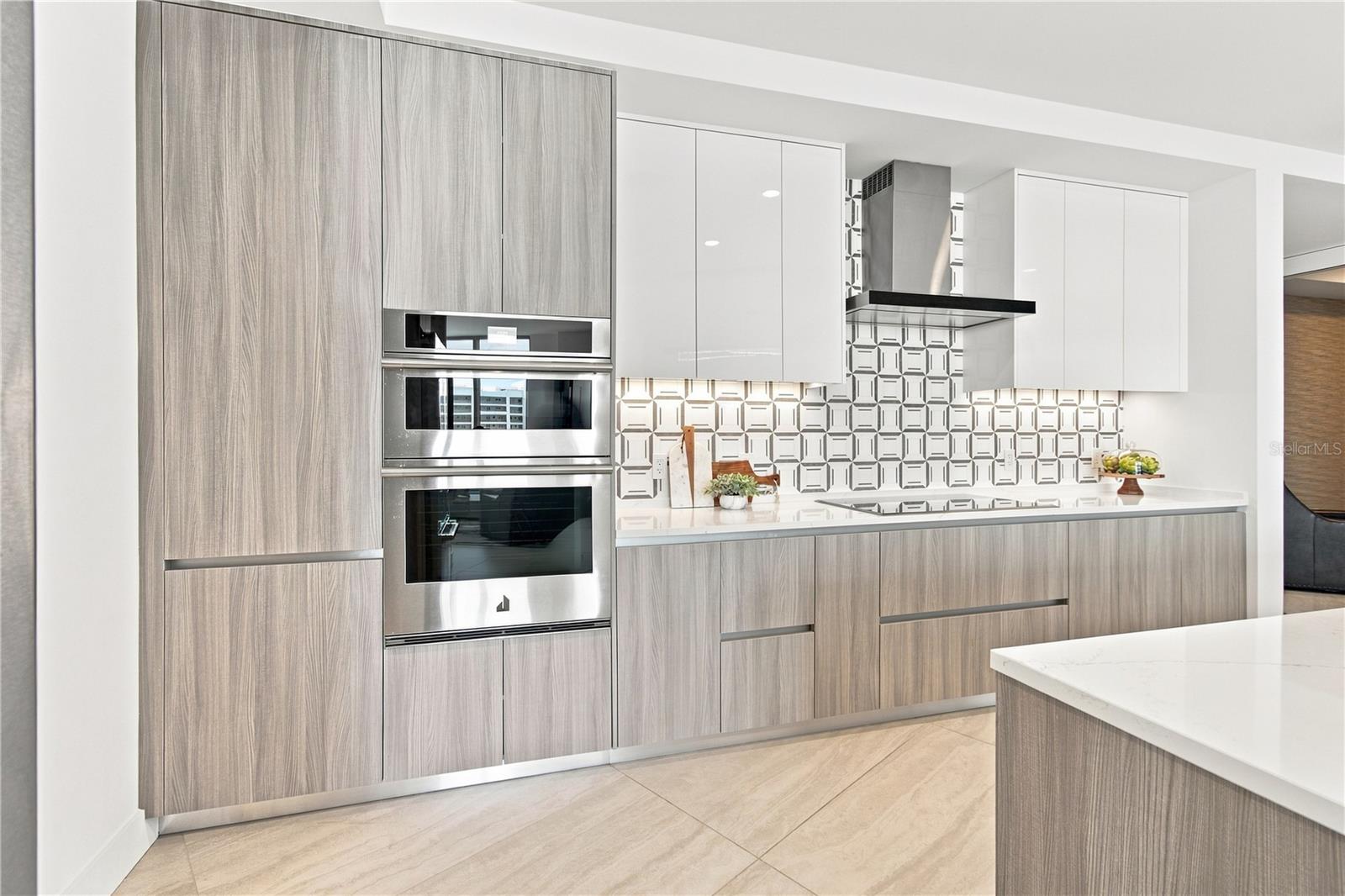 301 QUAY COMMONS #1410 — photo 30