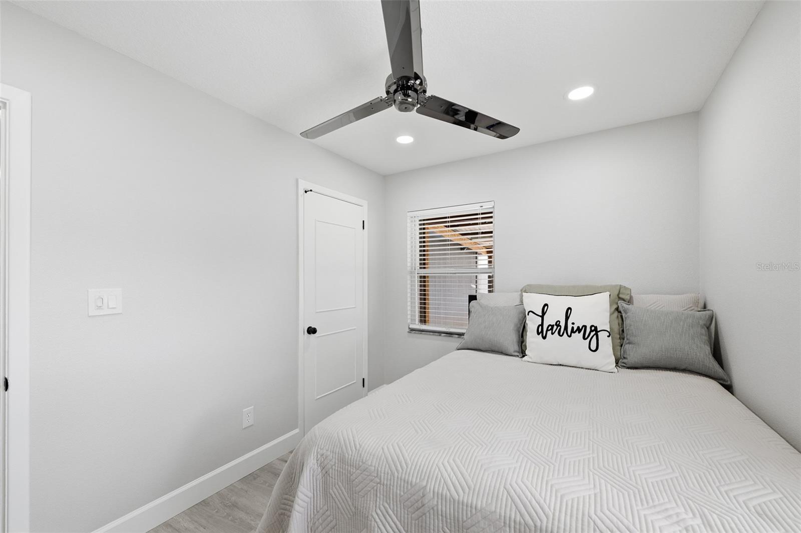 8015 TUDOR PL — photo 26