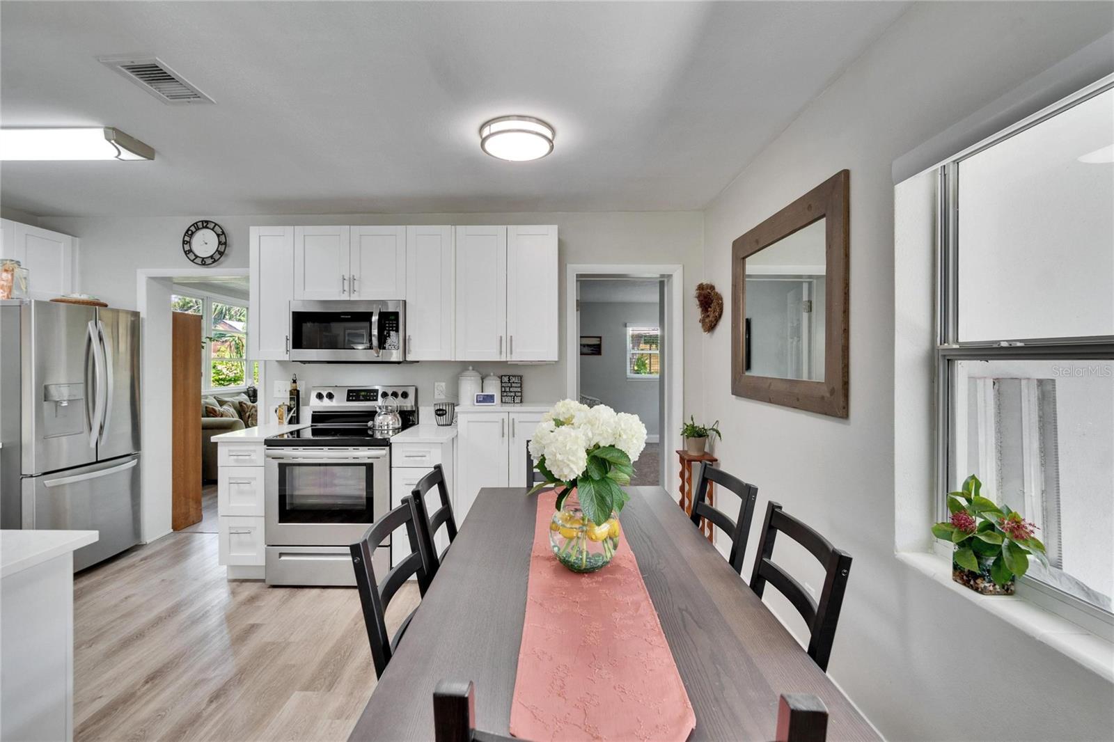 1623 SAN MATEO DR — photo 7