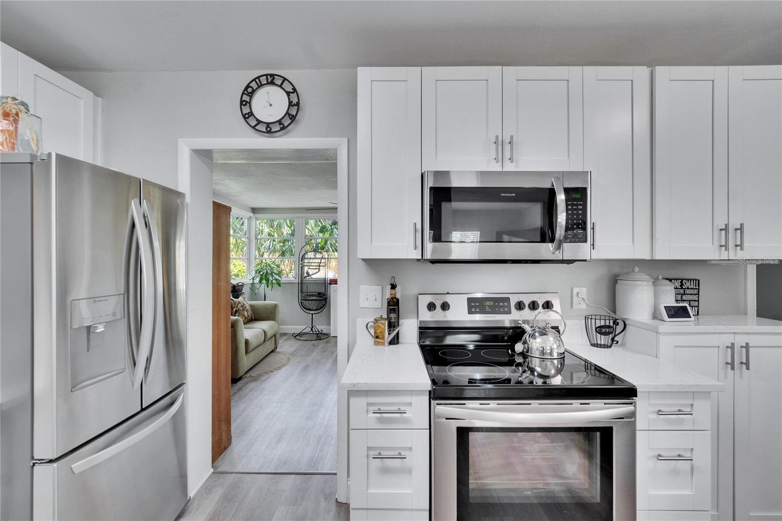 1623 SAN MATEO DR — photo 10