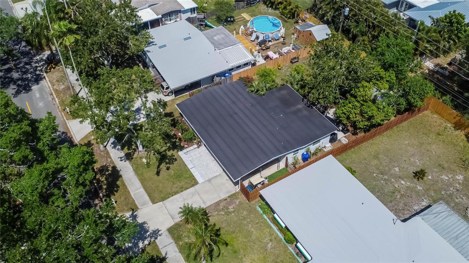 1623 SAN MATEO DR — photo 32