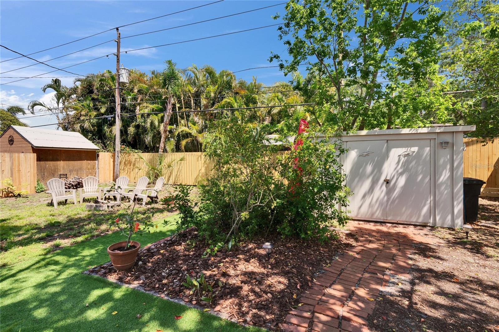 1623 SAN MATEO DR — photo 23