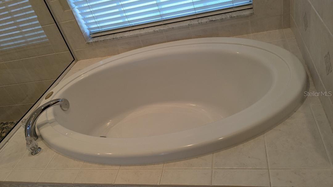 1447 EMERALD HILL WAY — photo 36