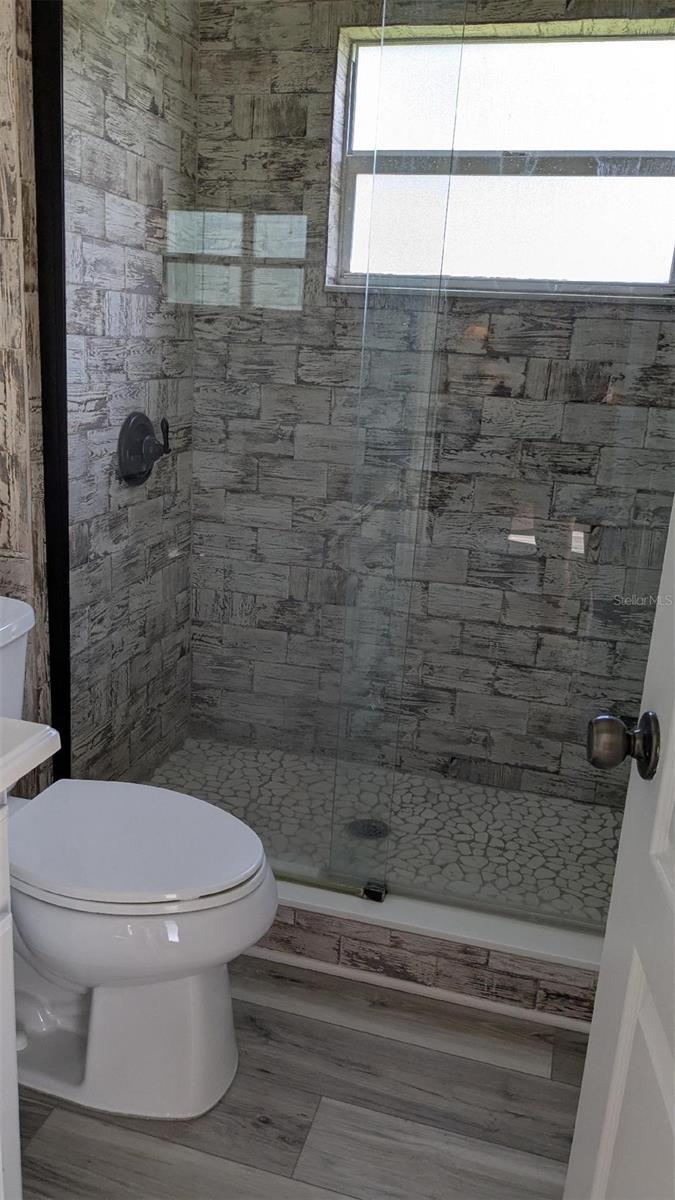 1447 EMERALD HILL WAY — photo 23