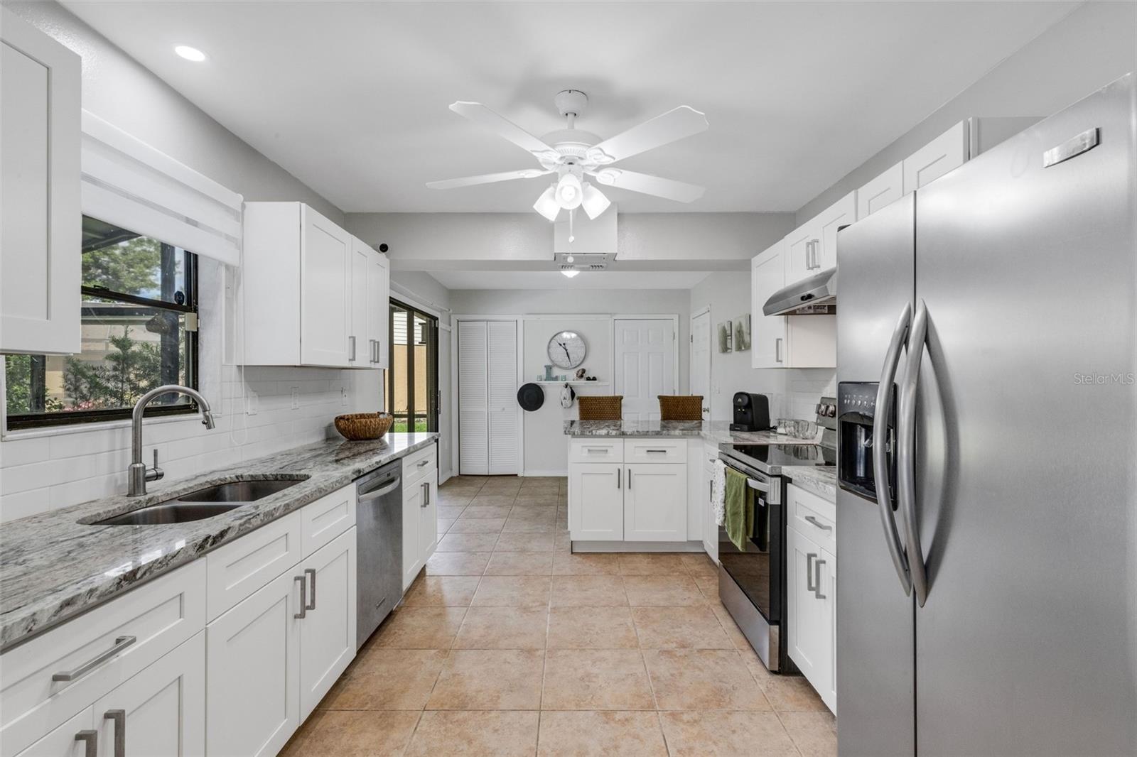 3476 SHADY BROOK LN — photo 15
