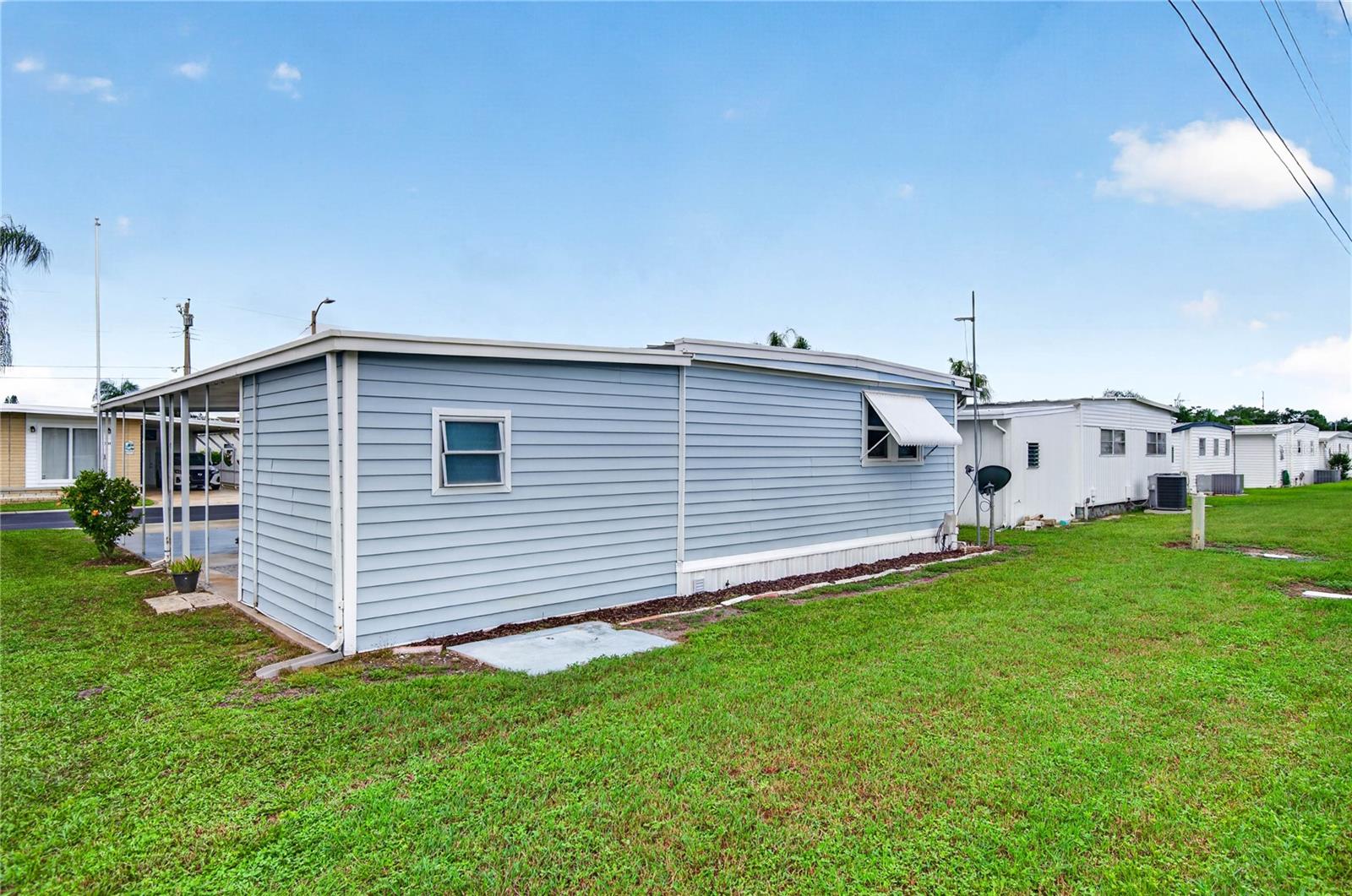 2000 E BAY DR #33 — photo 29