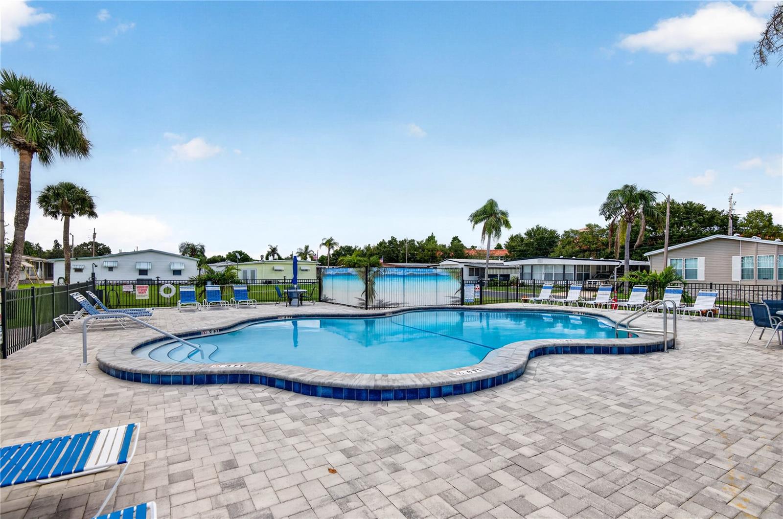 2000 E BAY DR #33 — photo 31
