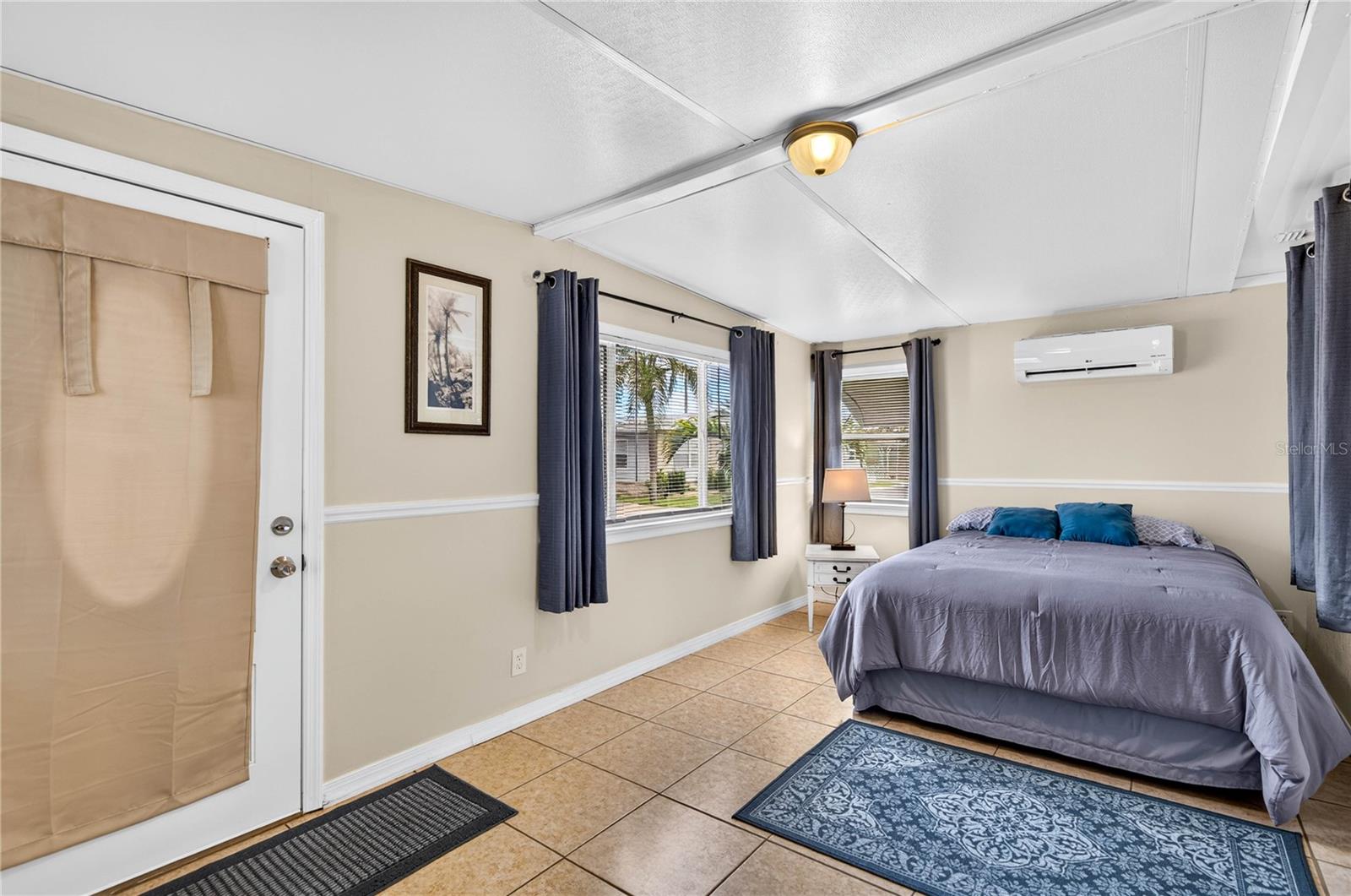2000 E BAY DR #33 — photo 16