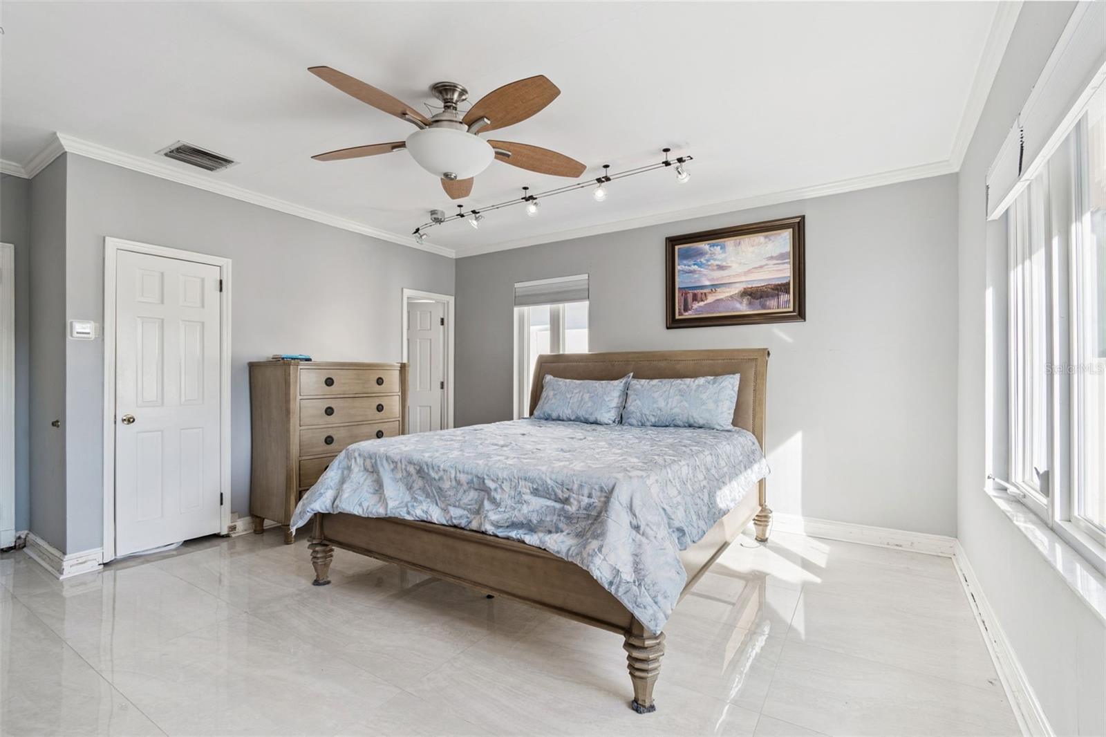 1520 GULF BLVD — photo 27