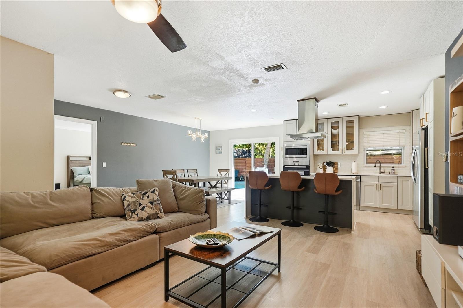 4606 BUCKEYE RD — photo 17