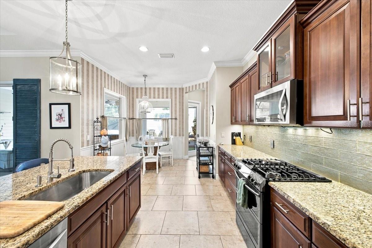4704 SENECA PARK TRL — photo 8