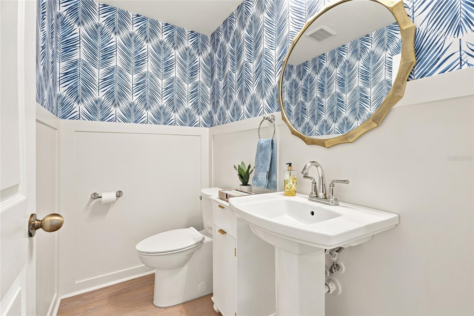 6343 VISTA VERDE DR E — photo 17