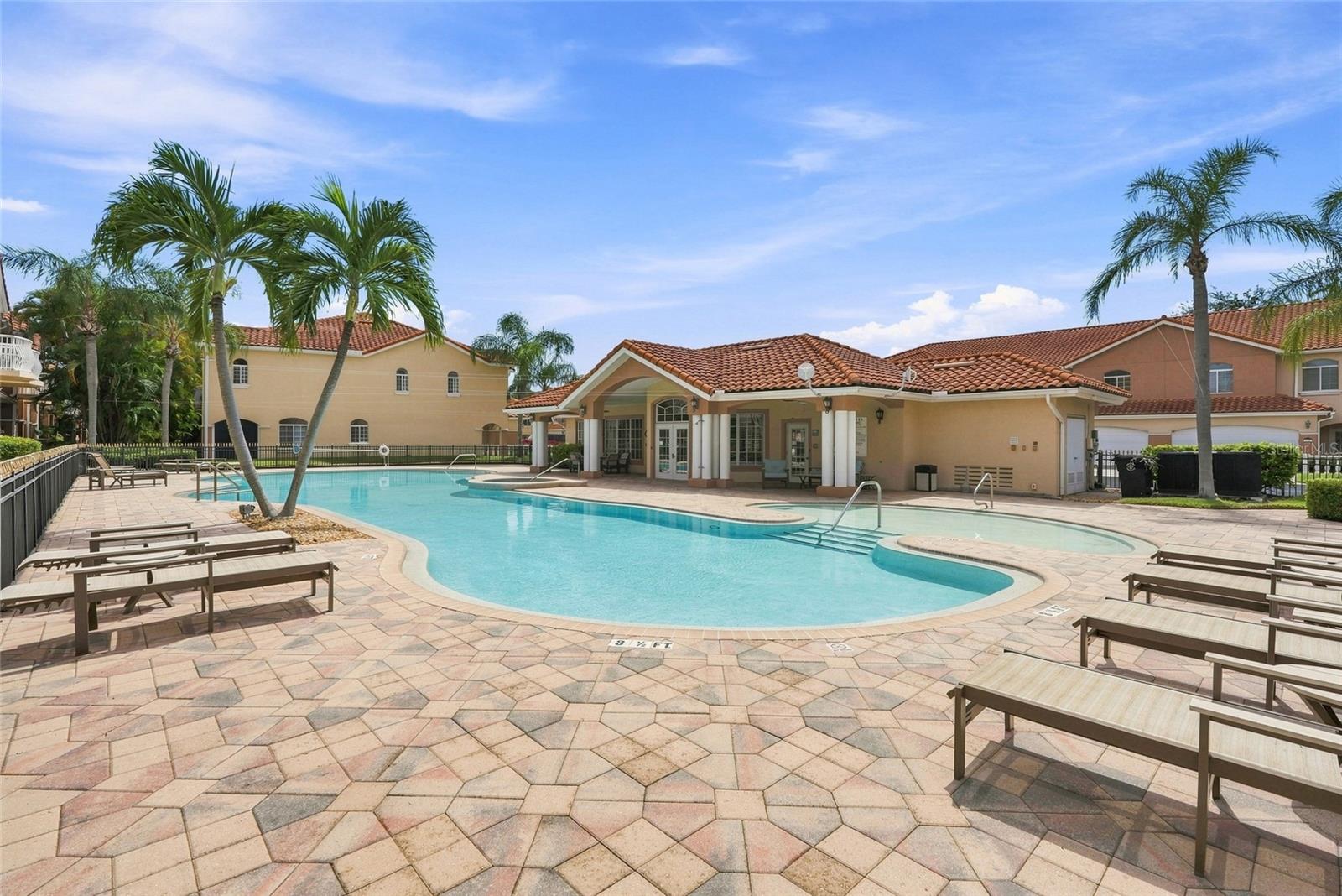 6343 VISTA VERDE DR E — photo 38