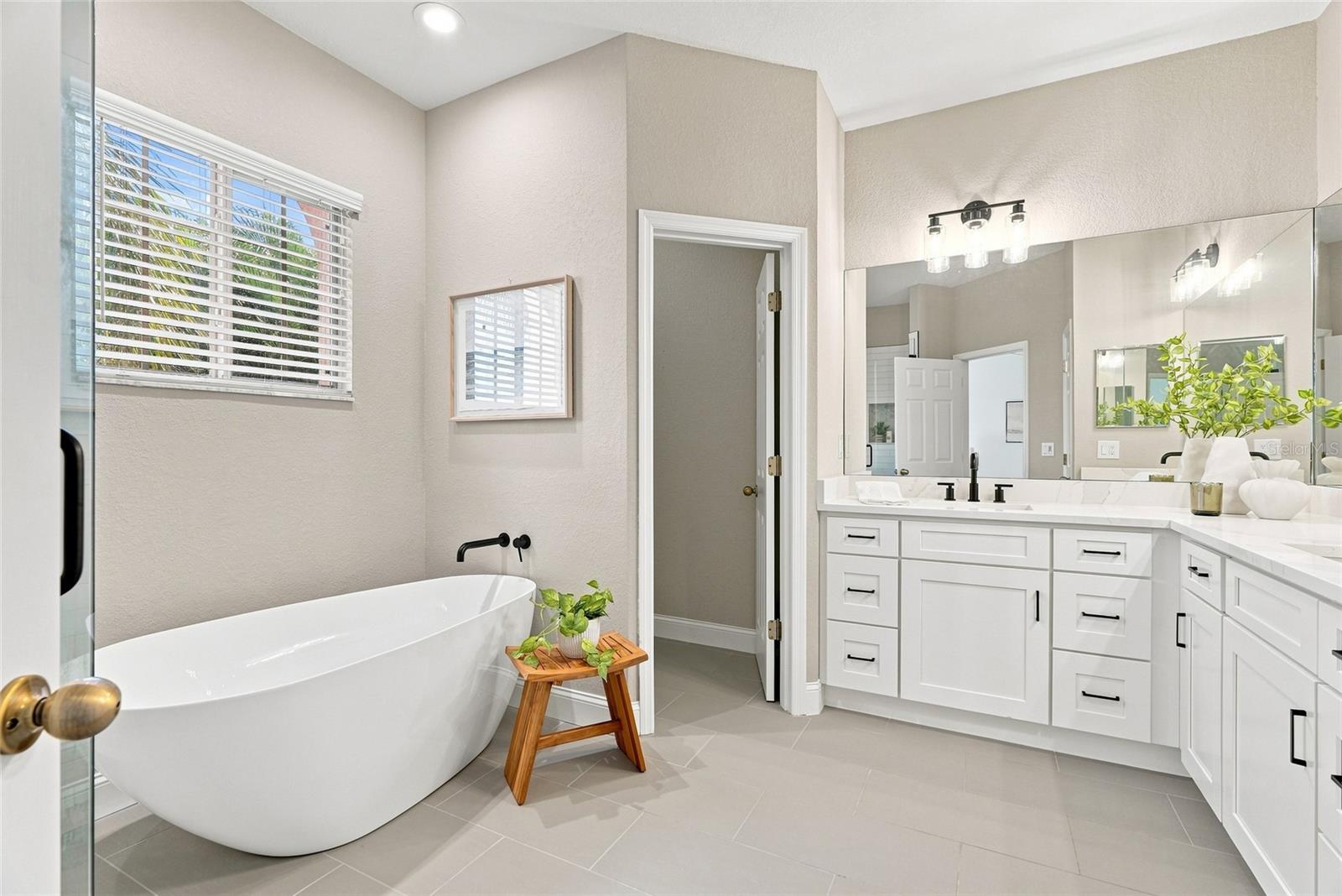 6343 VISTA VERDE DR E — photo 22