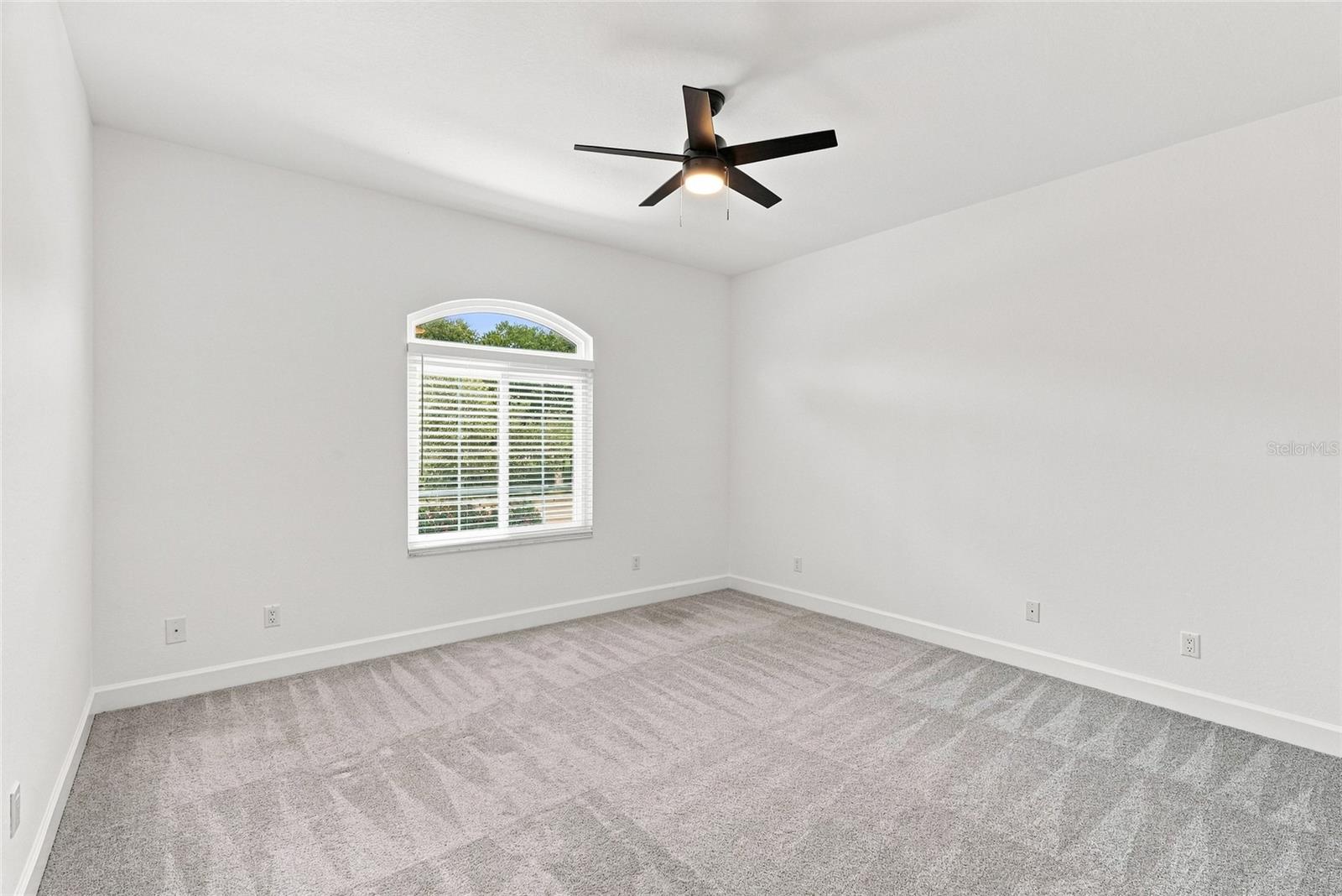 6343 VISTA VERDE DR E — photo 34