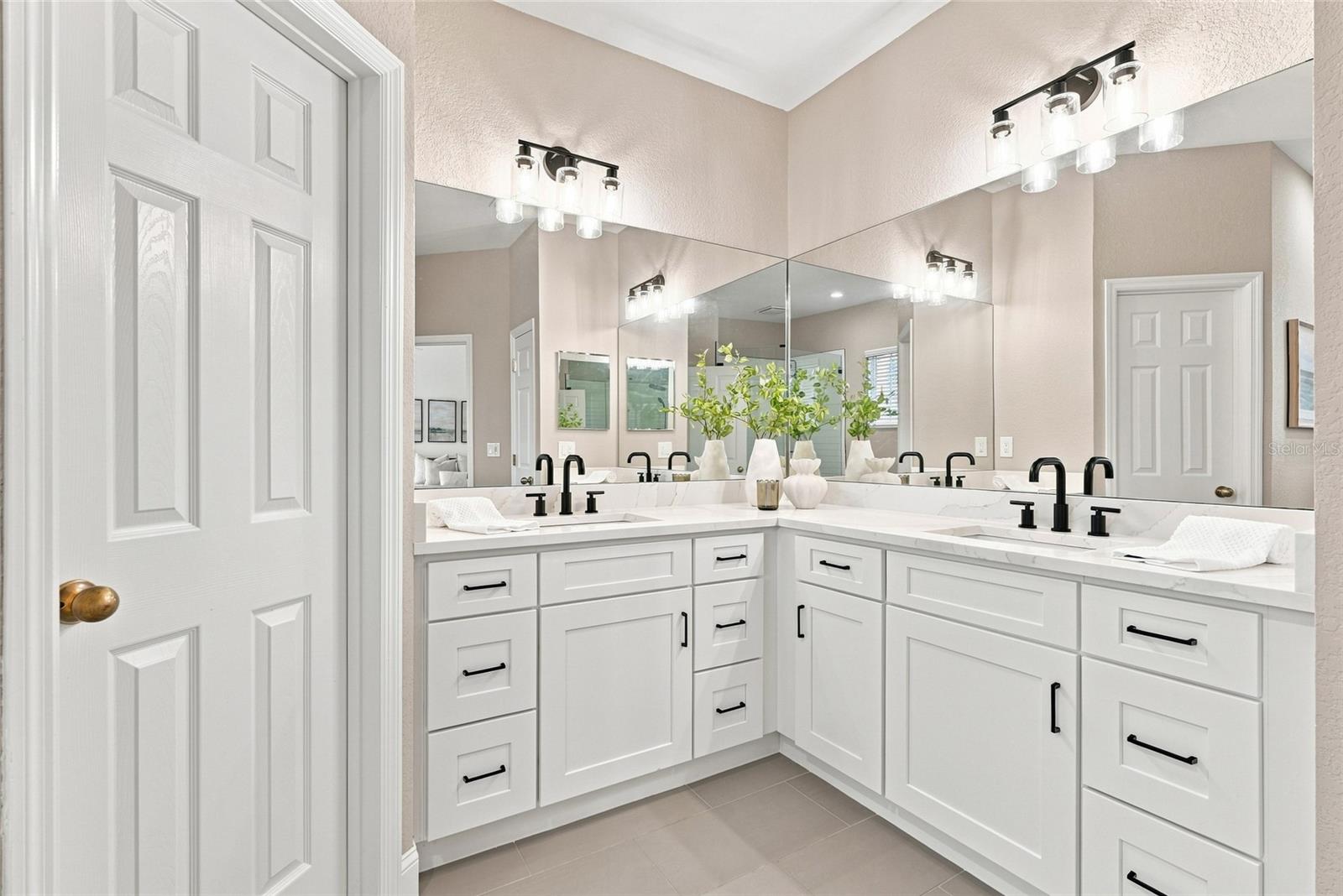 6343 VISTA VERDE DR E — photo 24