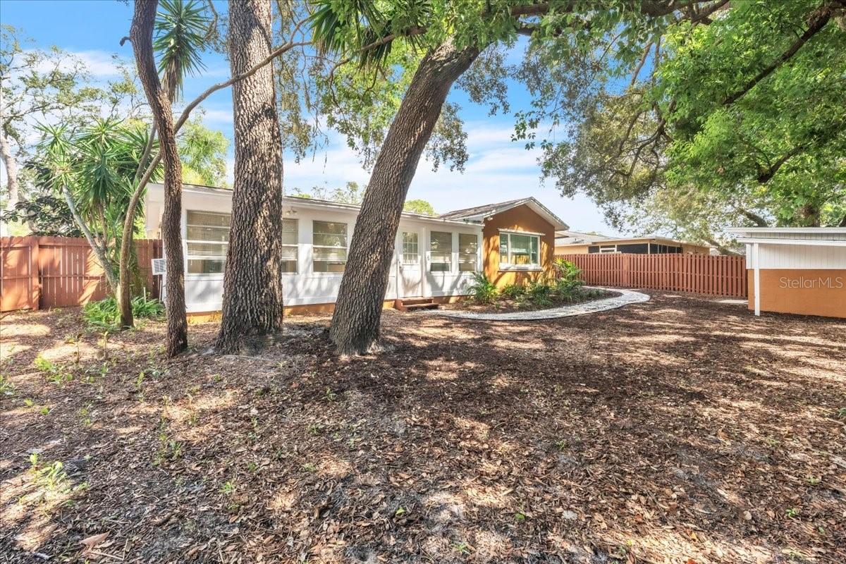 1818 LILLIAN AVE — photo 41
