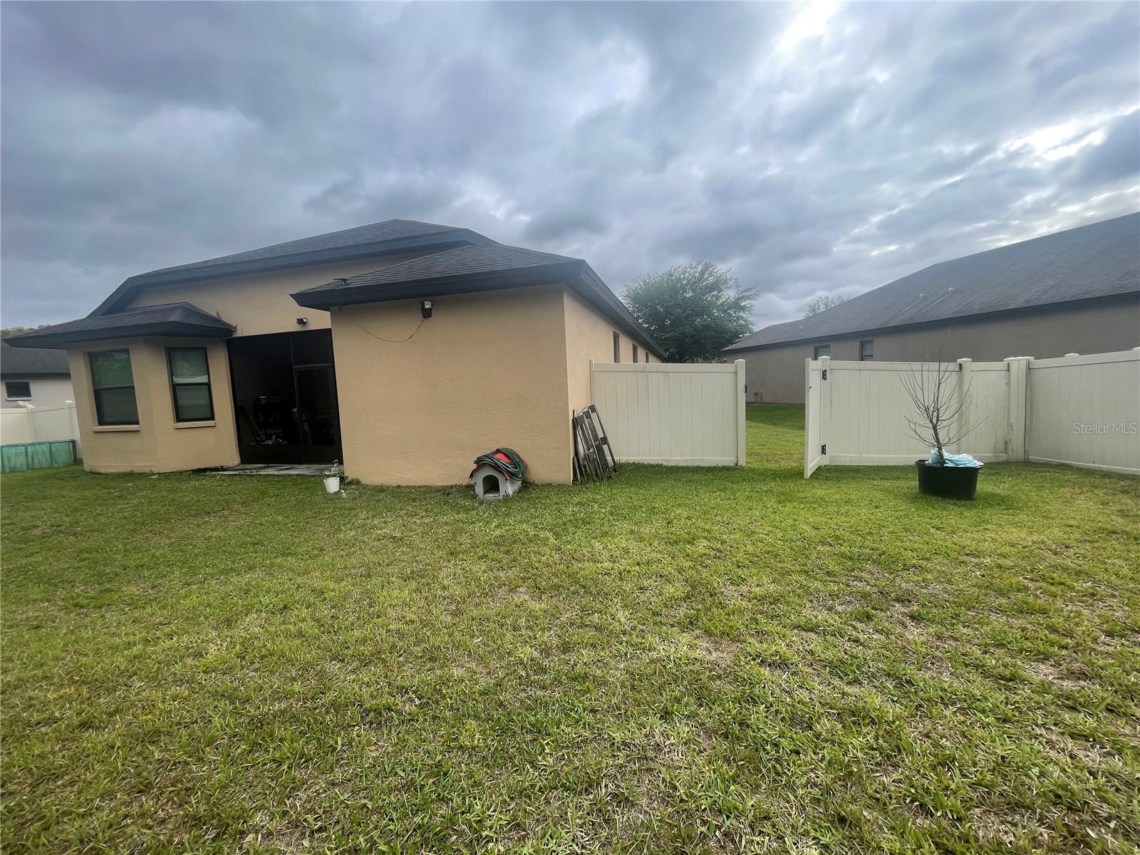 824 VINO VERDE CIR — photo 11
