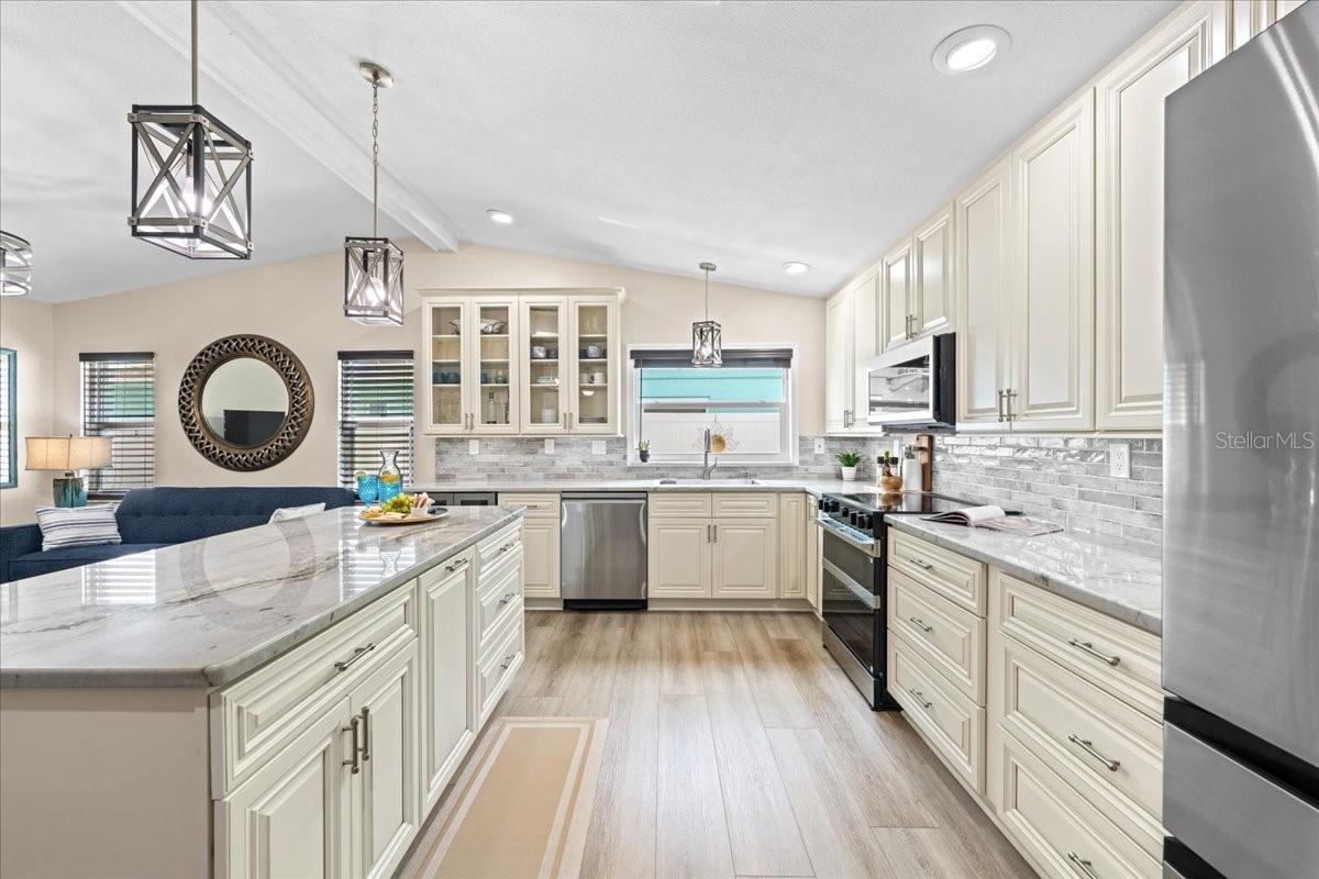 3537 SEAWAY DR — photo 18