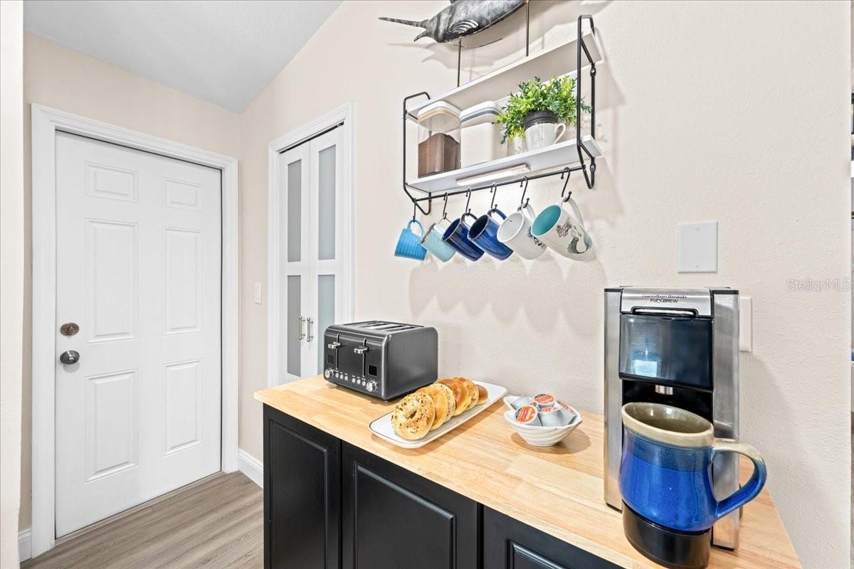 3537 SEAWAY DR — photo 26