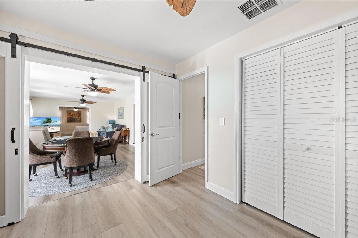3537 SEAWAY DR — photo 37