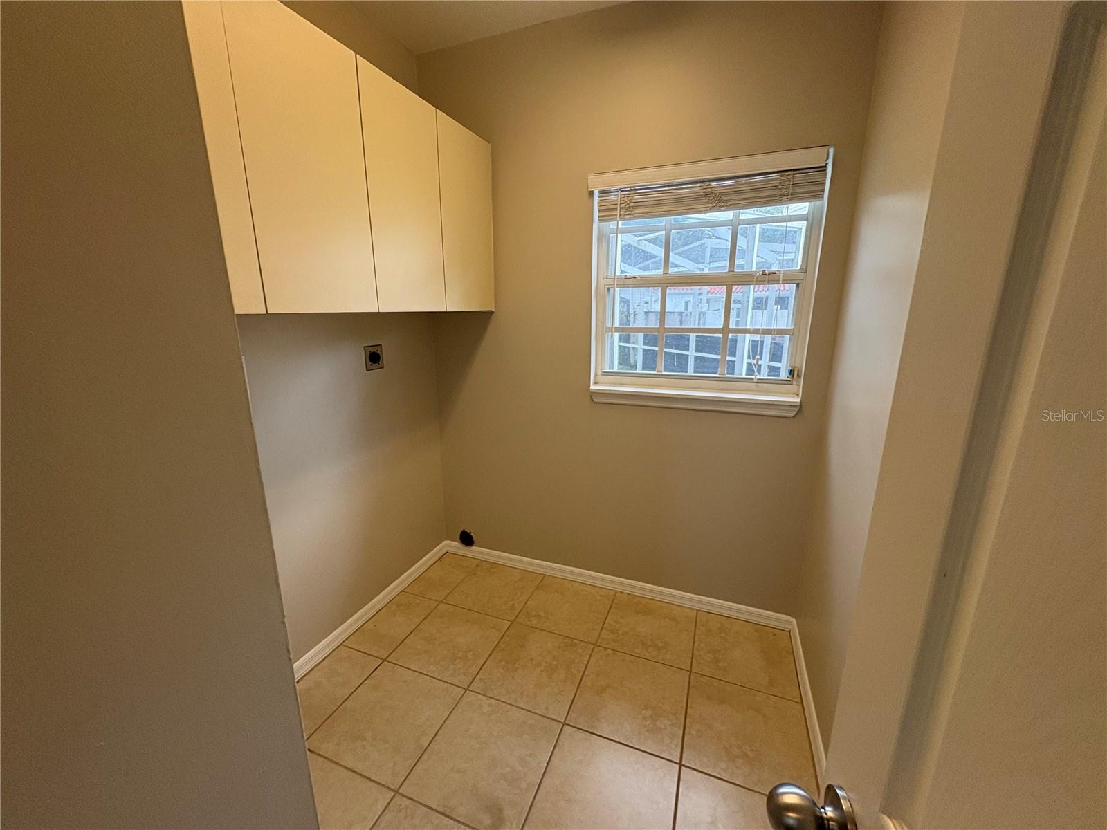5535 BATES ST — photo 21