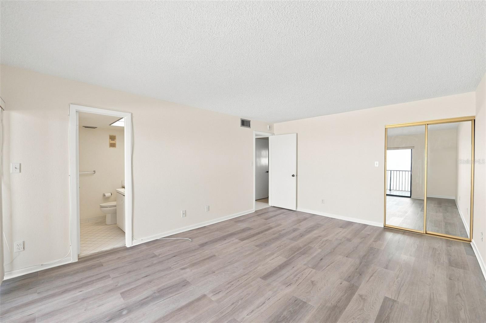 1230 GULF BLVD #2008 — photo 20