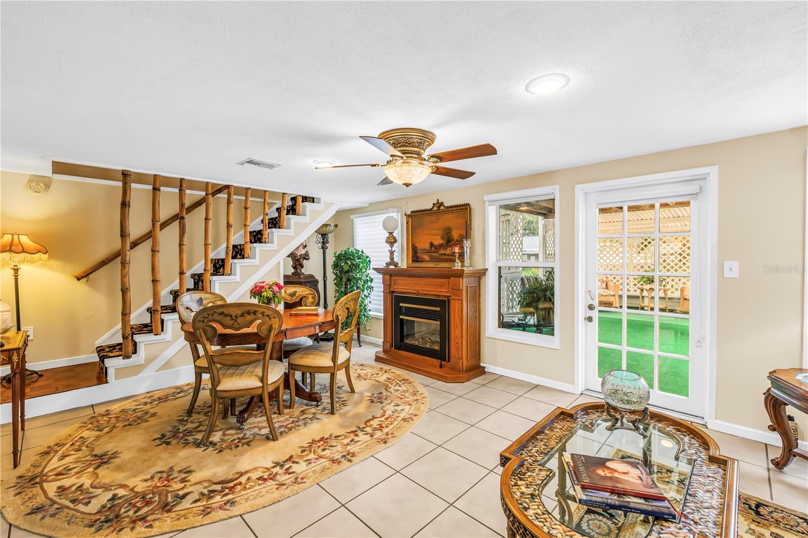 7999 RIDGE RD — photo 16
