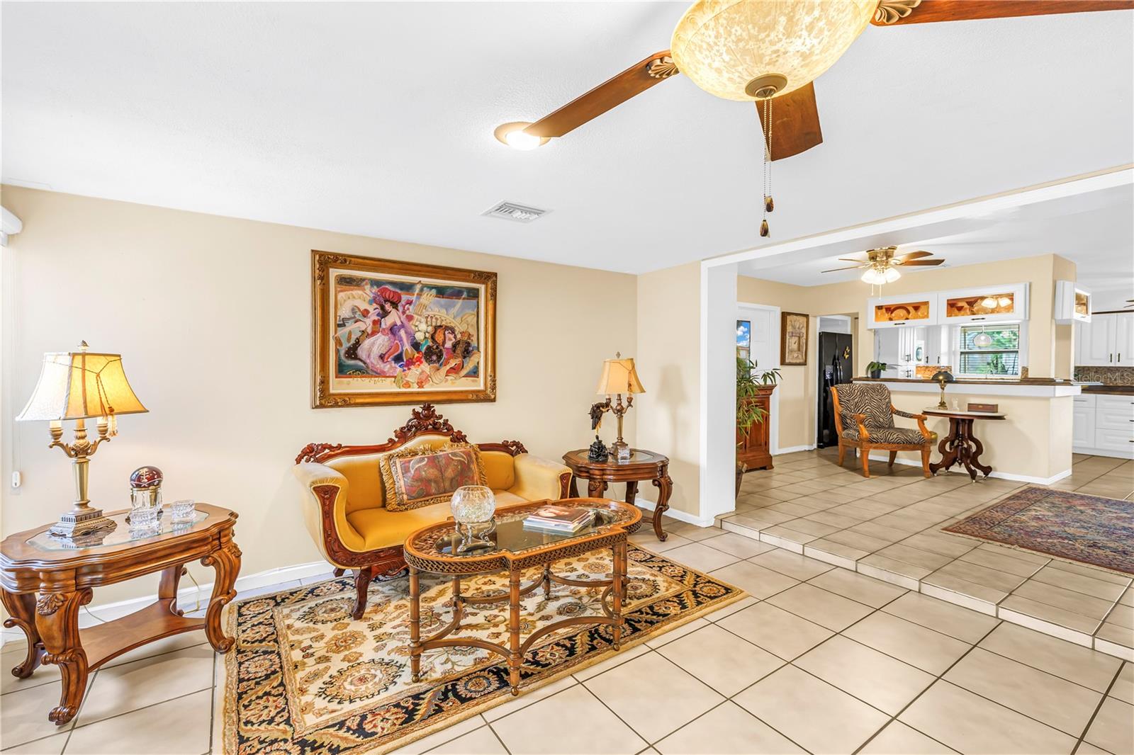 7999 RIDGE RD — photo 13