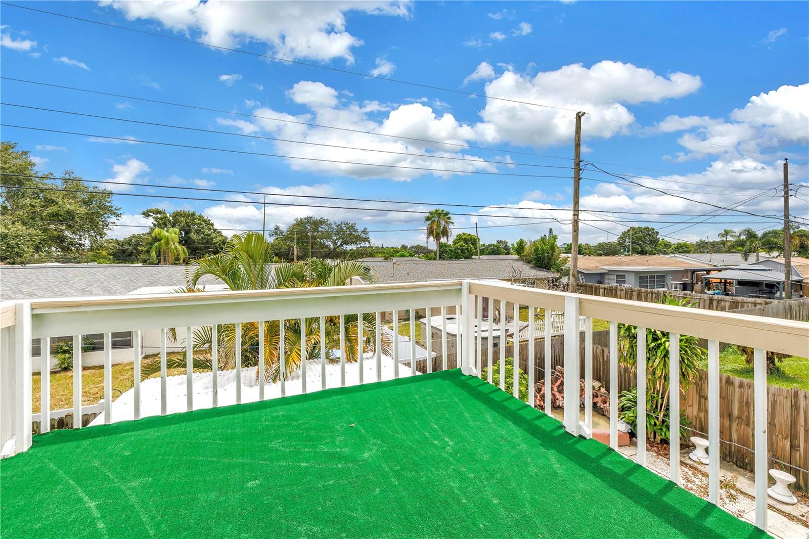 7999 RIDGE RD — photo 34