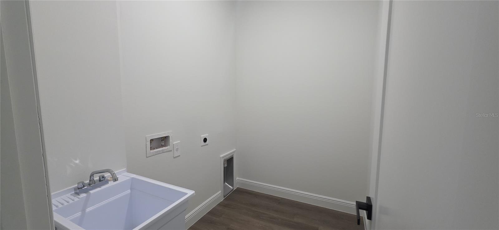 1267 HENNING ST — photo 7