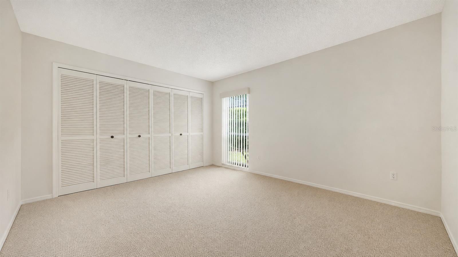 3522 FERNDELL — photo 15