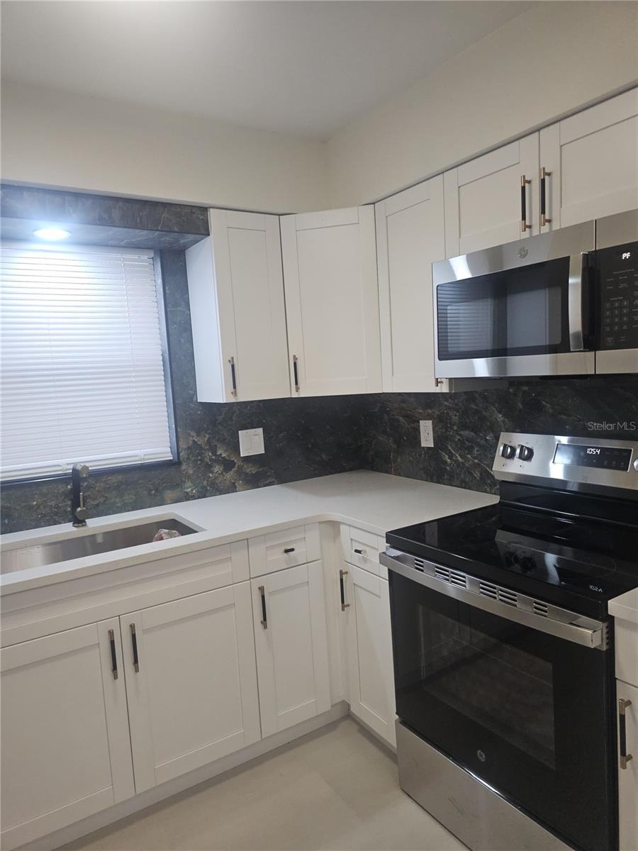 7210 N MANHATTAN AVE #1724 — photo 8
